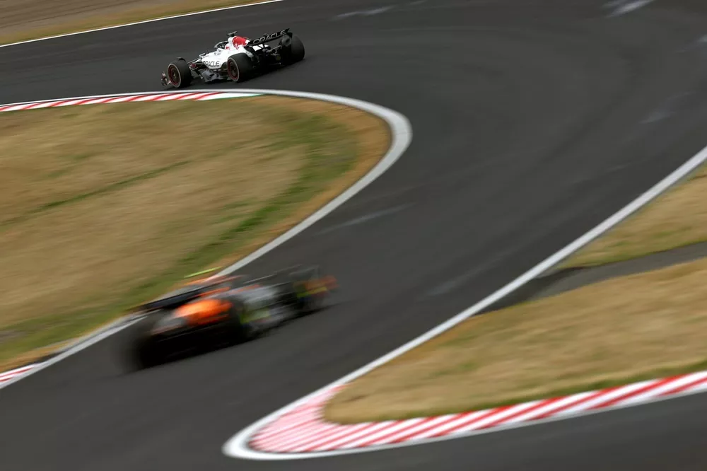 Lando Norris, McLaren, Max Verstappen, Red Bull Racing