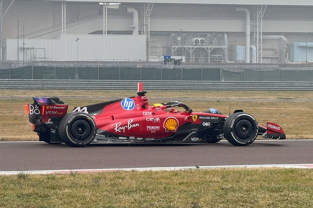 Prueba de salida de Hamilton en Fiorano con el Ferrari SF-23