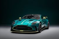 Vantage GT4 zrzucił kamuflaż