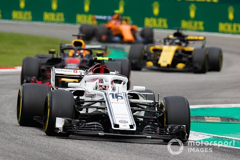 Charles Leclerc, Alfa Romeo Sauber C37,  Daniel Ricciardo, Red Bull Racing RB14 Tag Heuer, Nico Hulkenberg, Renault Sport F1 Team R.S. 18, en Stoffel Vandoorne, McLaren MCL33