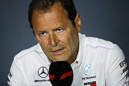 Costa: "Il GPS ci rivela che la Ferrari è più veloce nella prima accelerazione"