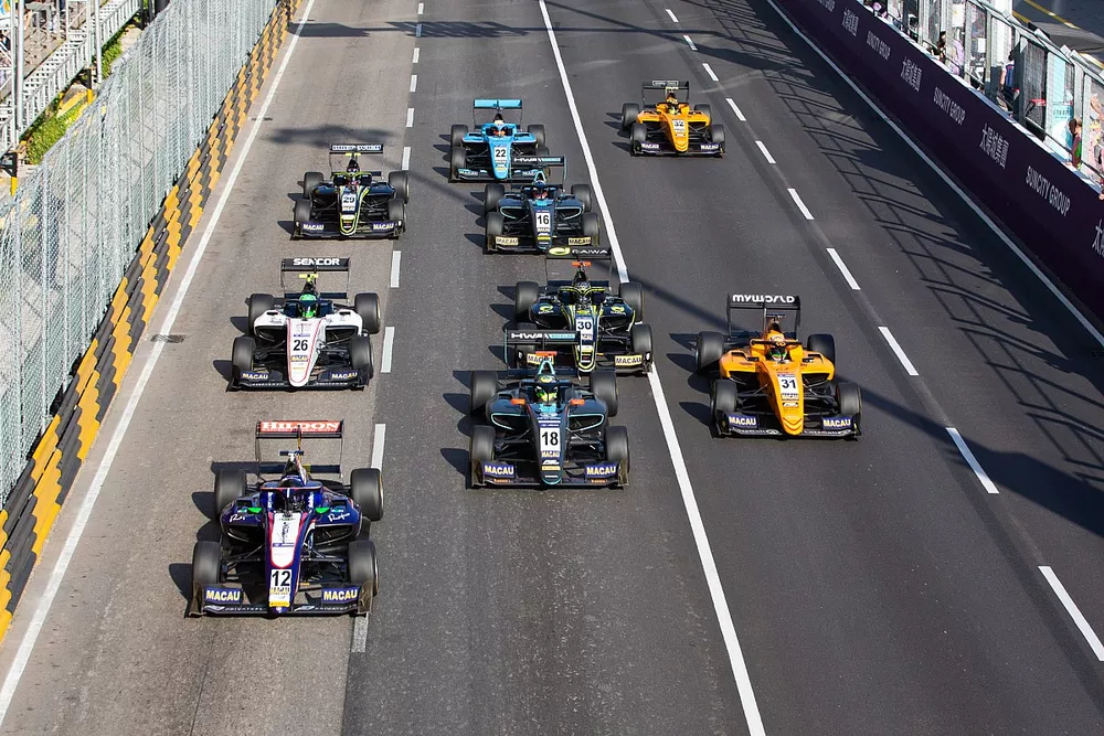 Oliver Caldwell, Trident Motorsport, Sophia Fl&ouml;rsch, HWA Racelab, Alessio Deledda, Campos Racing, Dan Ticktum, Carlin Buzz Racing, David Schumacher, Sauber Junior Team by Charouz