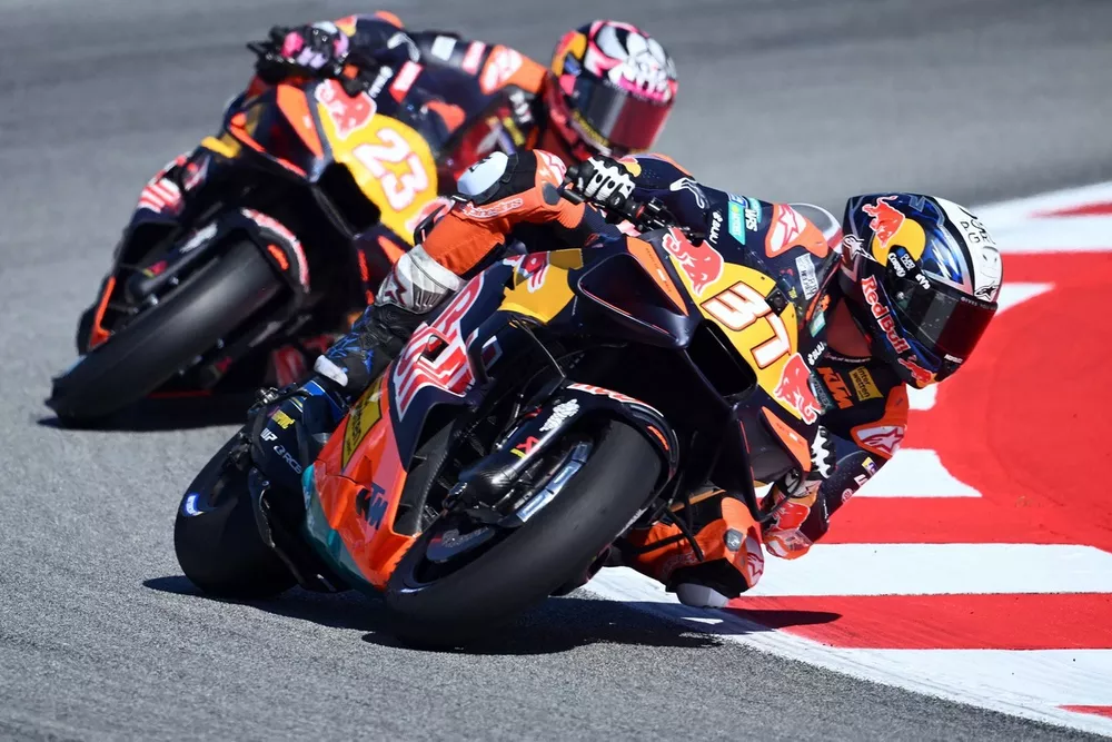 Enea Bastianini, Red Bull KTM Tech 3, Pedro Acosta, Red Bull KTM Factory Racing