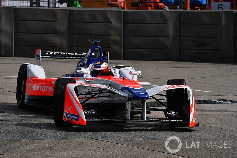 Hong Kong ePrix: ikinci yarışta pole 0.054 saniye farkla Rosenqvist'in!