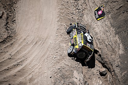 Dakar: è già finita l'avventura della Duster di Emiliano Spataro