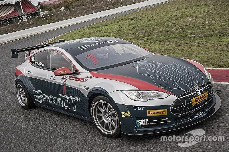 Tesla Model S P85+ testing