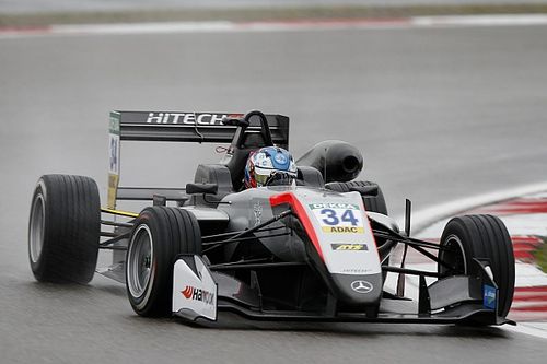 Hughes e Ilott saldr&aacute;n desde la pole en las dos carreras de ma&ntilde;ana de la F3