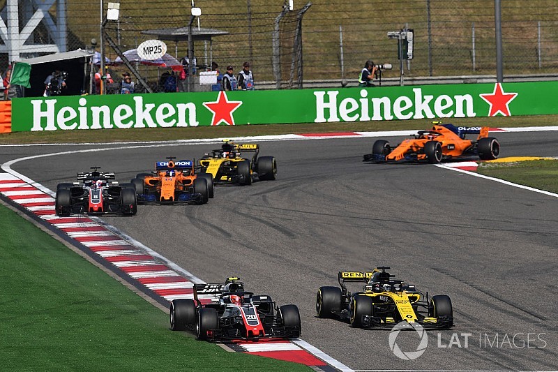 Haas pilotları hayal kırıklığı yaşıyor