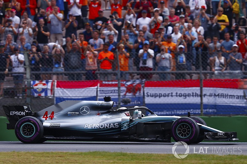 Receosa por punição, Mercedes pediu a Hamilton para forçar