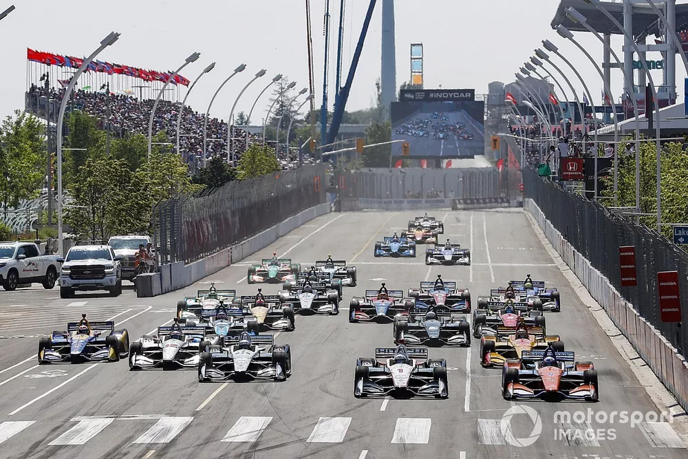 Start zum Honda Indy Toronto 2018: Josef Newgarden, Team Penske Chevrolet, Scott Dixon, Chip Ganassi Racing Honda