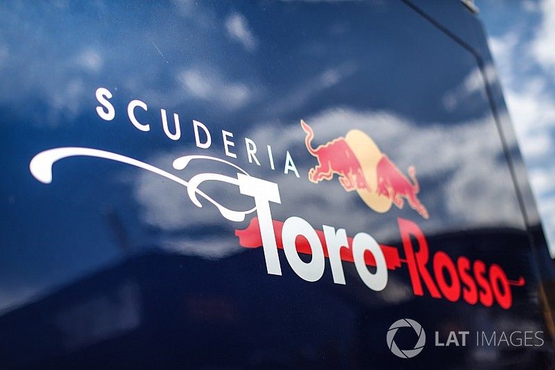 Scuderia Toro Rosso logo