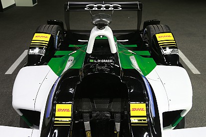 Az F1-Halo miatt csúsznak az új Formula E-autók is