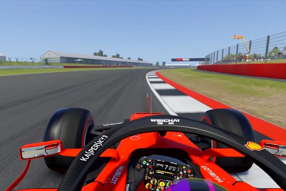 F1 2019 durante una vuelta al rev&eacute;s en Silverstone
