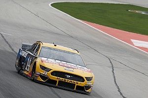 Clint Bowyer: "El segundo lugar no fue malo para como inició el fin de semana"
