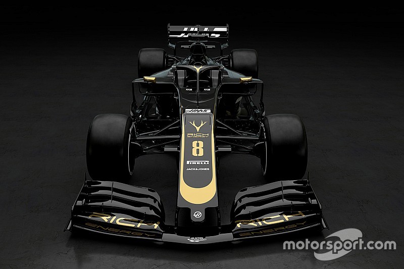 Haas показала машину 2019 года. Она действительно черно-золотая