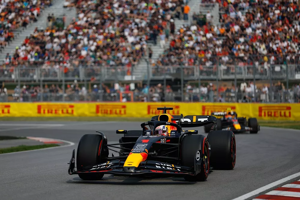 Max Verstappen, Red Bull Racing RB19, Sergio Perez, Red Bull Racing RB19