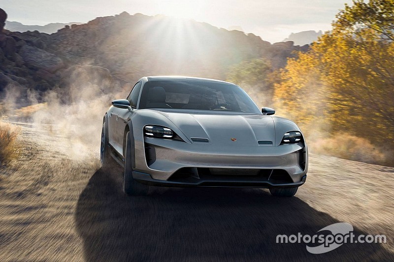 Porsche зробить електричний кросовер та електроспорткар