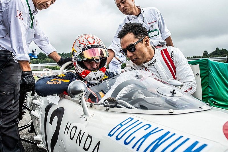 Max Verstappen, Honda RA272 with Takuma Sato