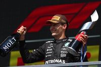 Russell niezagrożony