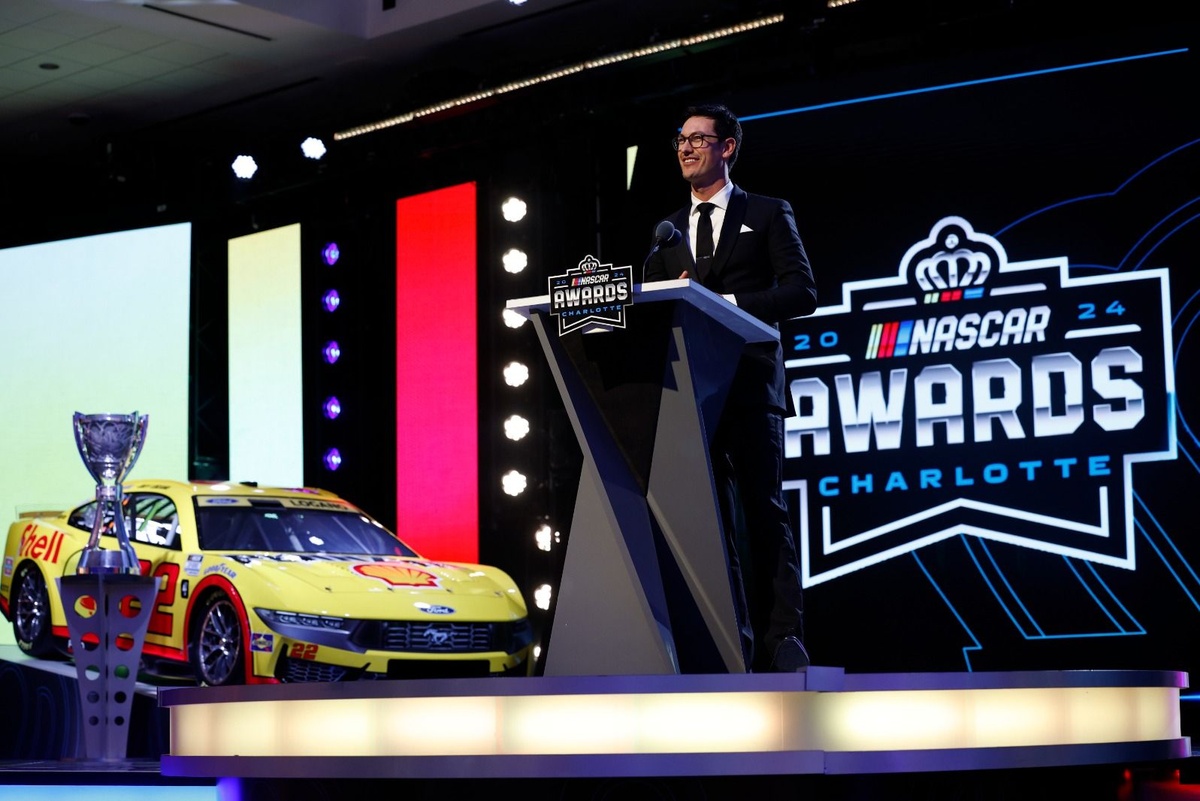 Rubens Barrichello plans to attend Award's Banquet after winning NASCAR title