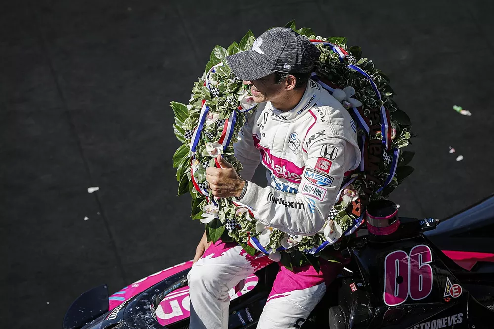 Helio Castroneves, Meyer Shank Racing Honda viert zijn overwinning