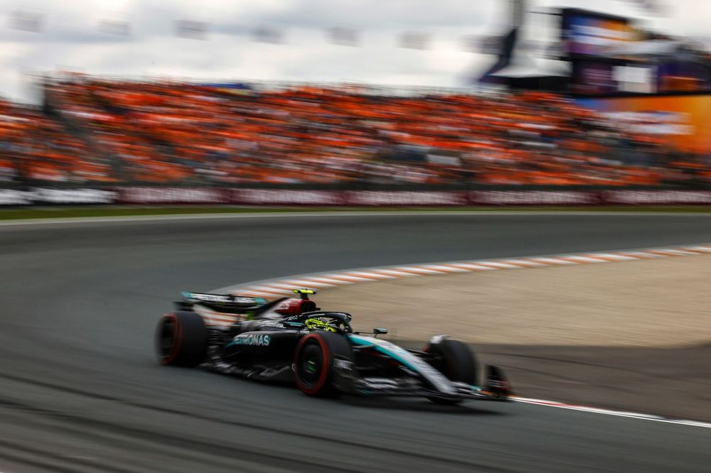 Lewis Hamilton, Mercedes F1 W15