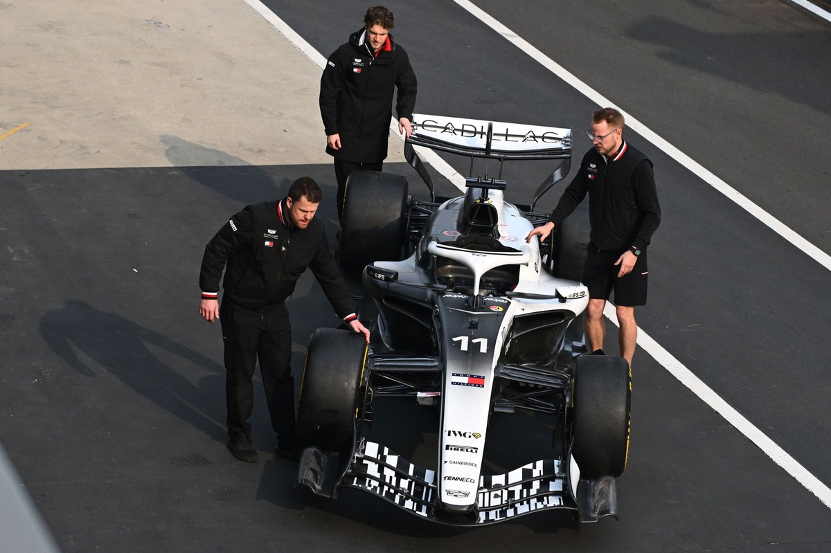 Cadillac fait évoluer sa F1 à chaque Grand Prix, Pérez fixe un objectif