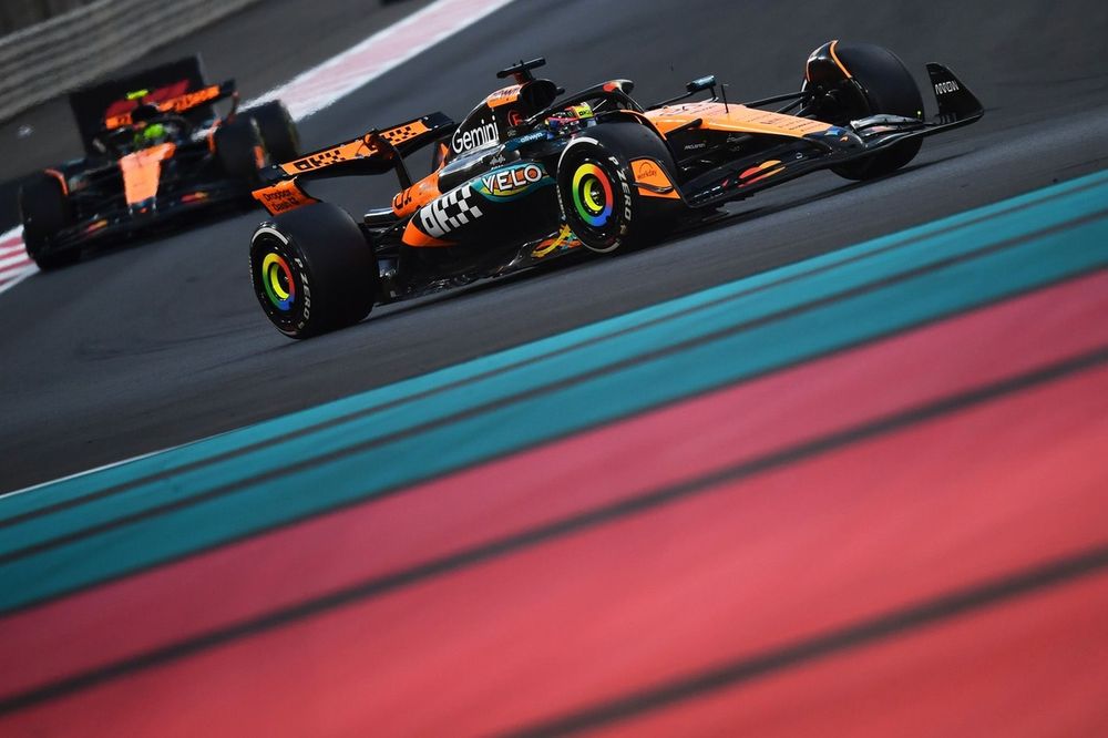 Lando Norris, McLaren, Oscar Piastri