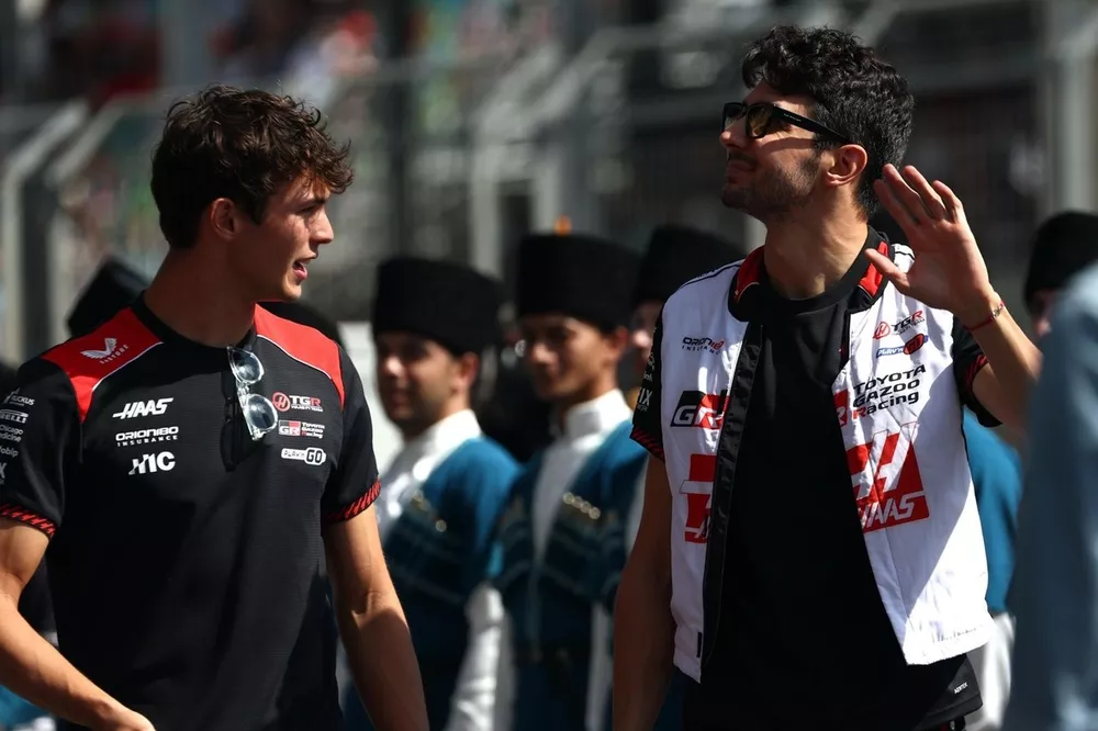 Oliver Bearman, Haas, Esteban Ocon, Haas
