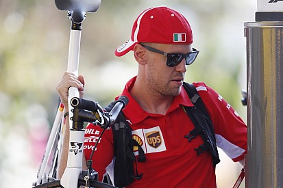 Vettel egy egészen különleges kerékpárt vásárolt magának