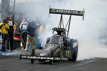Чемпионка NHRA попала в больницу после аварии: видео
