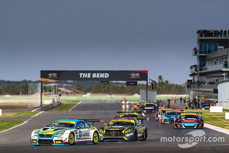 #100 BMW Team SRM BMW M6 GT3: Steve Richards, Michael Almond