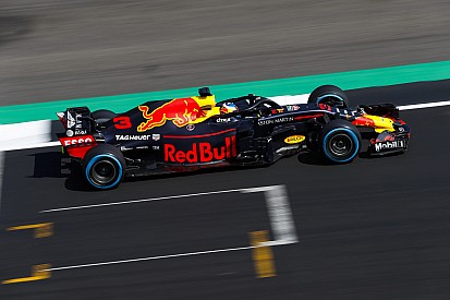 Red Bull: 2019 aracını Mercedes'le aynı gün aynı yerde piste çıkarmamız kasıtlı değil