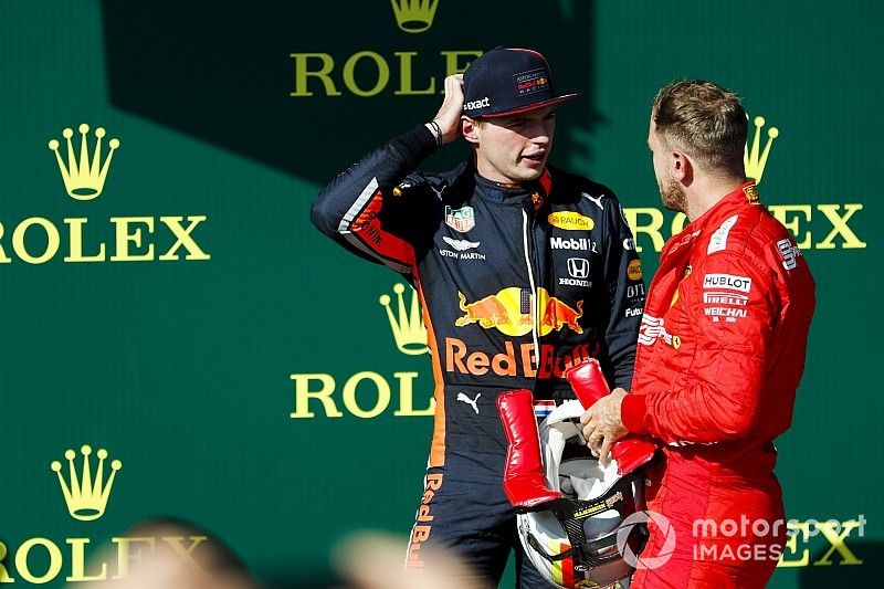 Podio: segundo lugar Max Verstappen, Red Bull Racing  y el tercer lugar Sebastian Vettel, Ferrari