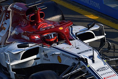 Una visiera a strappo rallenta Kimi: "Potevo fare meglio, l'Alfa Romeo è molto veloce"