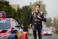 Susto final para Neuville: &iexcl;el coche no arrancaba!