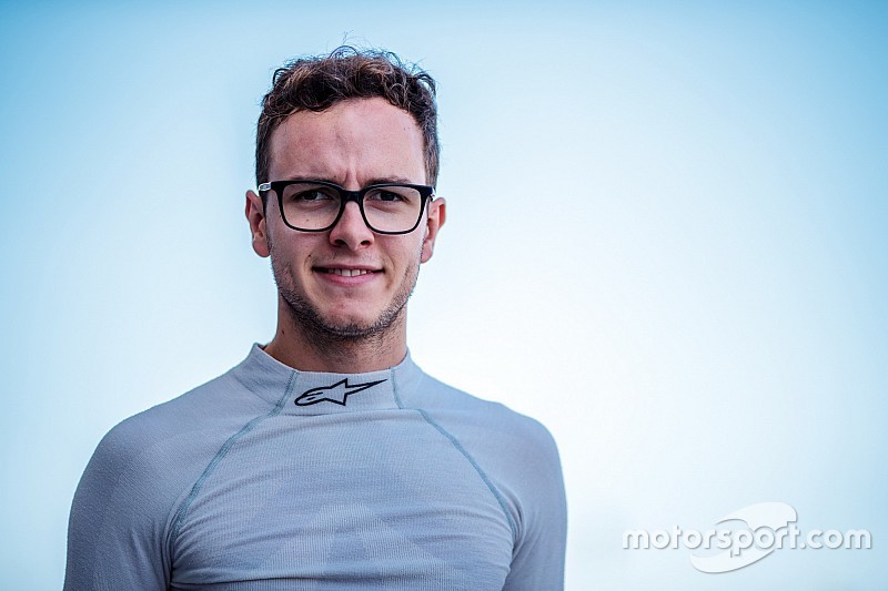 Hubert secures F2 move, Renault Academy spot