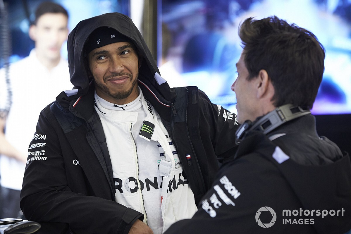 Hamilton ha estado mejor que nunca en 2018, según Mercedes