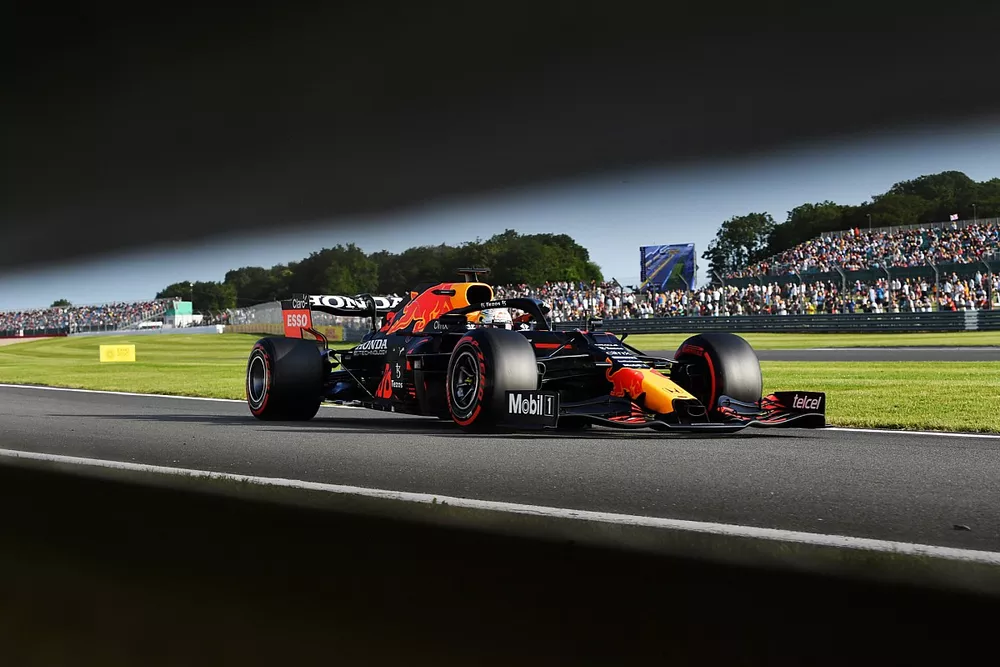 Max Verstappen, Red Bull Racing RB16B