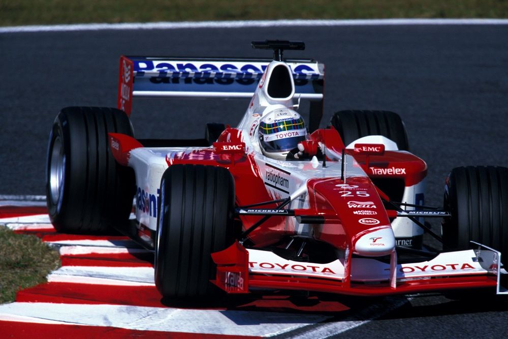 初代トヨタF1ドライバー、マクニッシュが2002年を振り返る「当時
