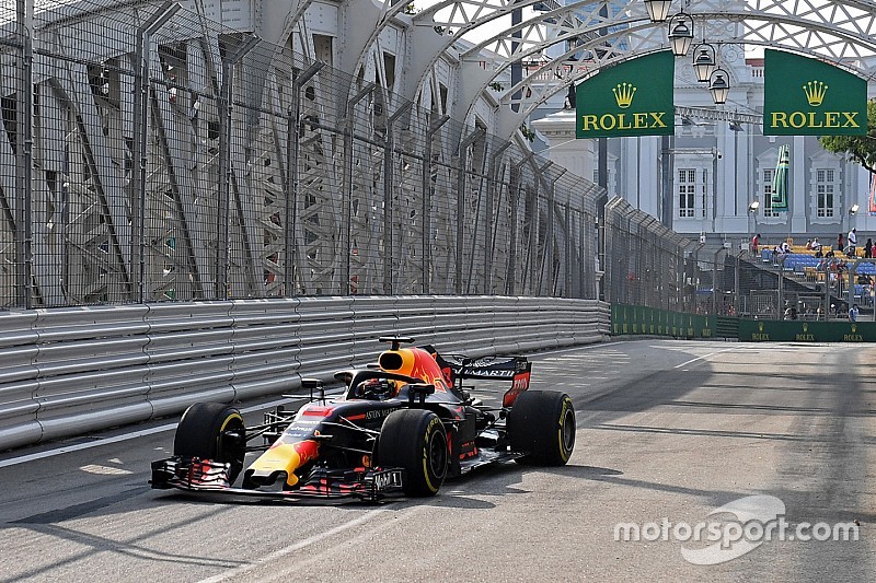 Singapore, Libere 1: le Red Bull davanti alle Ferrari. Le Mercedes si sono nascoste