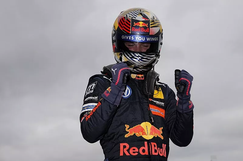 Racewinnaar Dan Ticktum, Motopark Dallara F317 - Volkswagen