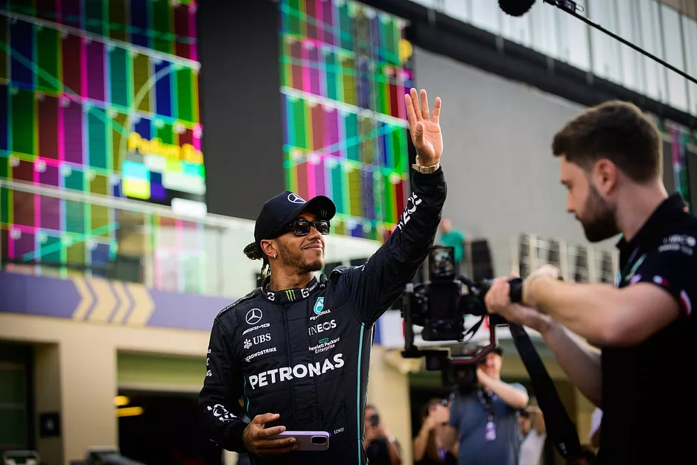 Lewis Hamilton, Mercedes W13