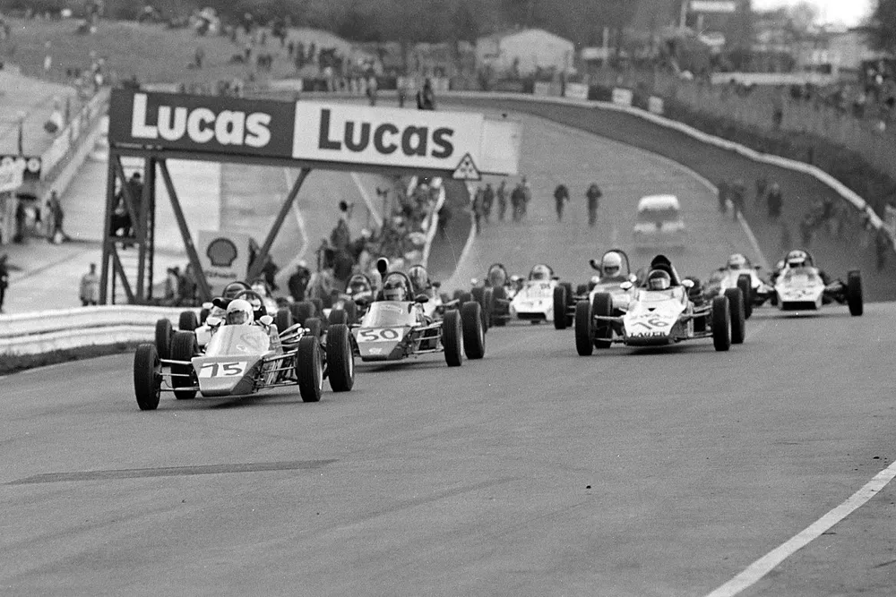 Rick Morris, Oceanair Air Freight Racing, Hawke DL15 Scholar, leads Derek Daly, Hawke DL15 Minister, and Mike Blanchet, Swan Lager Racing Team, Lola T440 Minister, at the start
