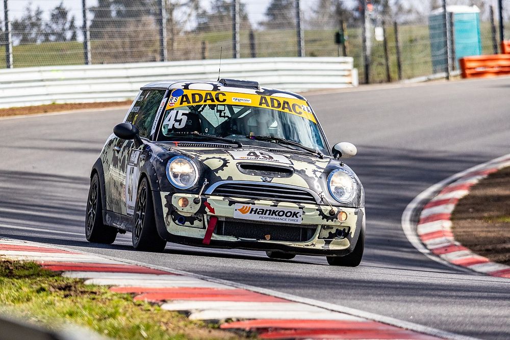 Michał Walczak-Makowiecki, Damian Lempart, Mini Cooper S