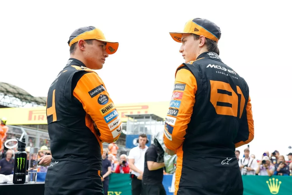 Pole man Lando Norris, McLaren F1 Team, Oscar Piastri, McLaren F1 Team, talk in Parc Ferme