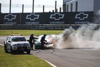 VÍDEO: Carro de Gaetano di Mauro pega fogo durante treino livre da Stock Car em Cascavel