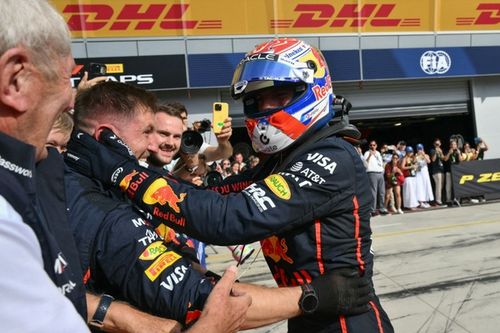 Verstappen se quedará en Red Bull a menos que haya problemas en 2026, según Coulthard