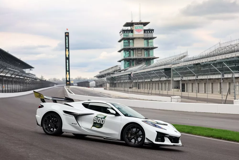 El Chevrolet Corvette ZR1 que ser&aacute; pace car de la Indy 500 en 2025