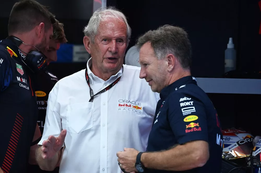 Helmut Marko, consultor da Red Bull Racing, e Christian Horner, diretor de equipe da Red Bull Racing